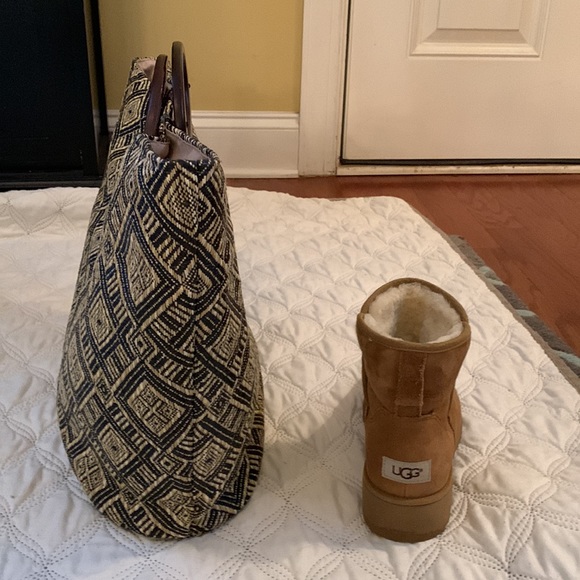 🤗 EUC—Well-made, Lined, Paper-straw Tote with interior pockets - Picture 14 of 16